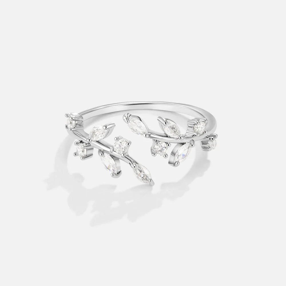 18K Gold Crystal Vine Ring